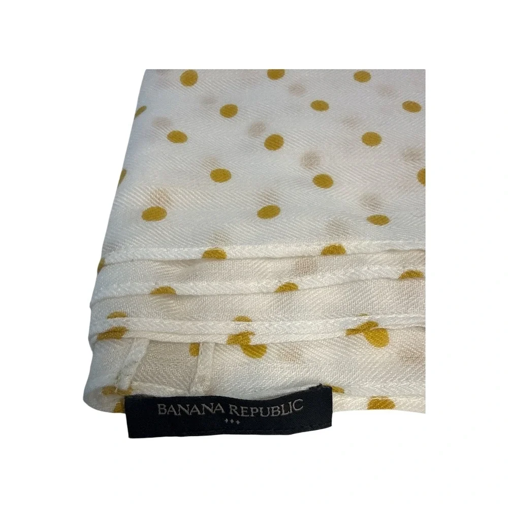 NWOT‎ Banana Republic Gold Polka Dot Wrap Scarf Ivory Quiet Luxury Old Money